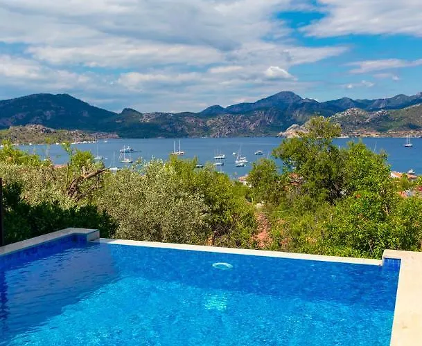 Defne Selimiye Apartment